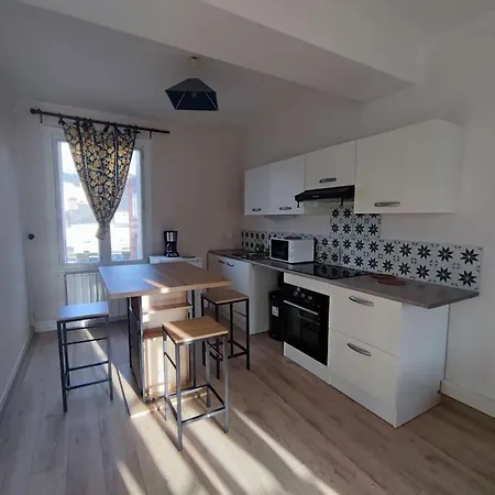 T3 Duplex Centre